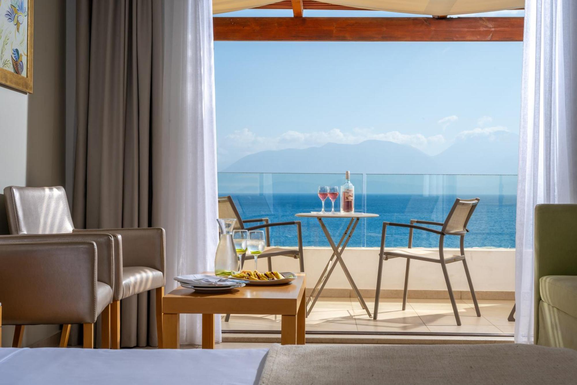 Miramare Resort & Spa Ágios Nikólaos Стая снимка